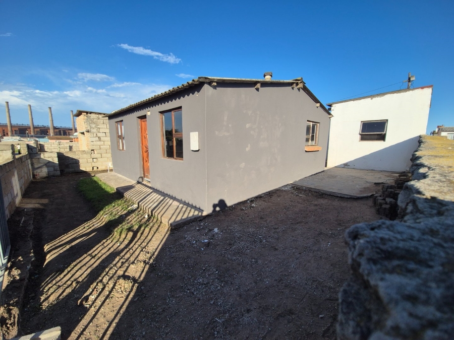 2 Bedroom Property for Sale in Kwazakhele Eastern Cape